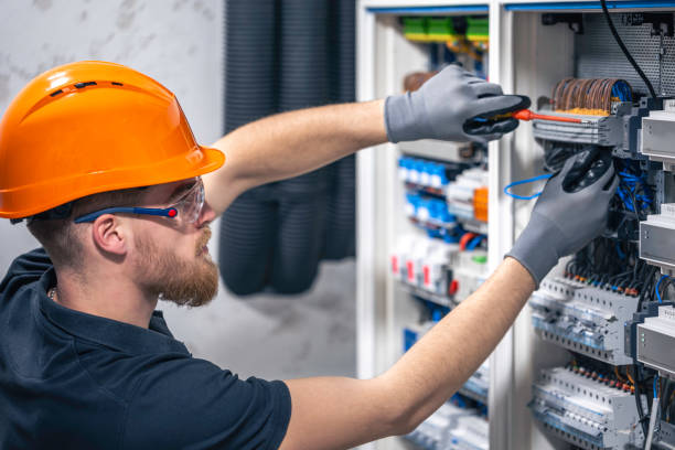 Best Local Electrician Companies  in Redington Beach, FL